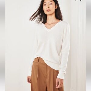 Quince Women's V-Neck Sweater - White